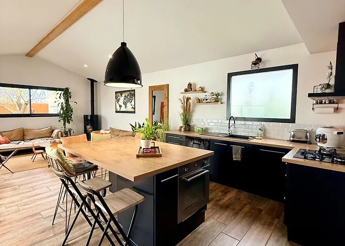 Сasa de vacaciones Maison Soleya - Piscine Privée